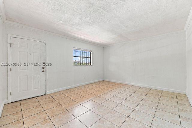 1245 W 24th St 223, Hialeah, FL 33010