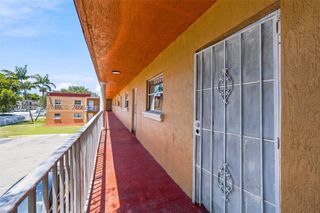 1245 W 24th St 223, Hialeah, FL 33010