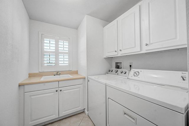 7945 Horned Lark Circle, Port St. Lucie, FL 34952