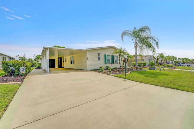 7945 Horned Lark Circle, Port St. Lucie, FL 34952