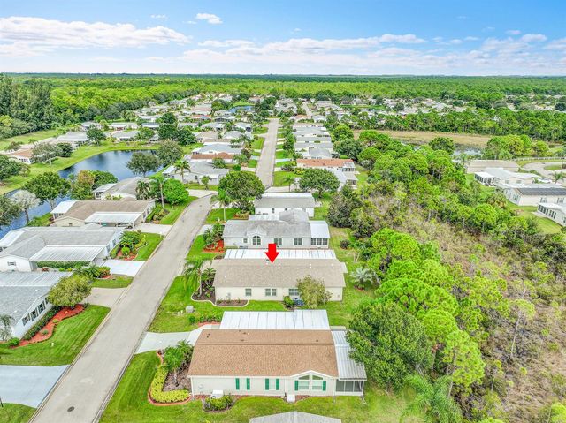 7945 Horned Lark Circle, Port St. Lucie, FL 34952