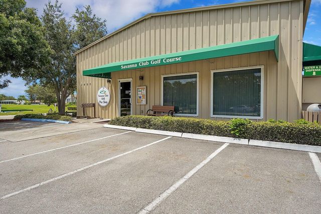7945 Horned Lark Circle, Port St. Lucie, FL 34952