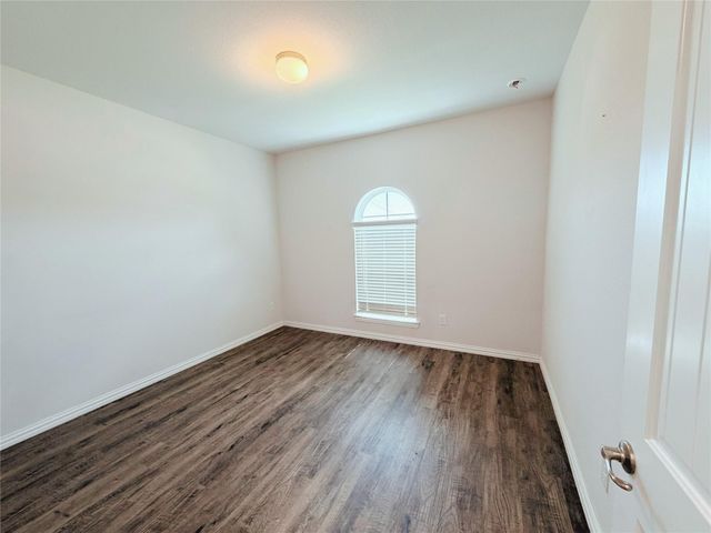 870 5102 Road, Cleveland, TX 77327