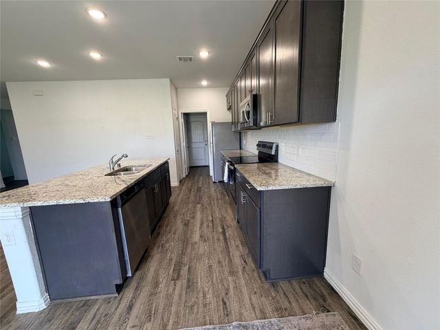 870 5102 Road, Cleveland, TX 77327