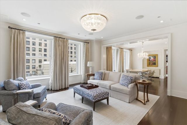 159 E WALTON Place 5B, Chicago, IL 60611