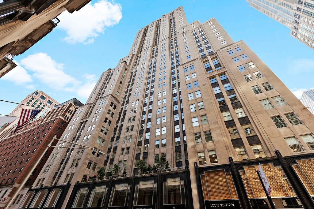 159 E WALTON Place 5B, Chicago, IL 60611