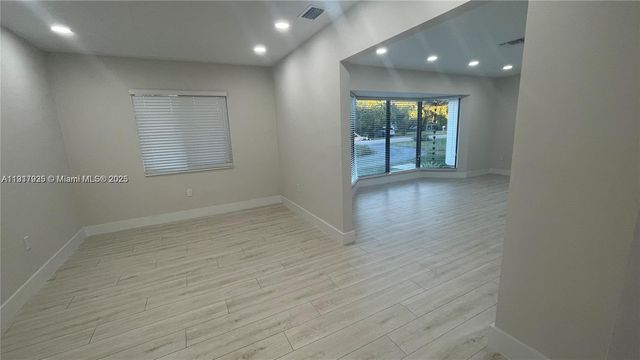 8320 SW 142nd St 8320, Palmetto Bay, FL 33158