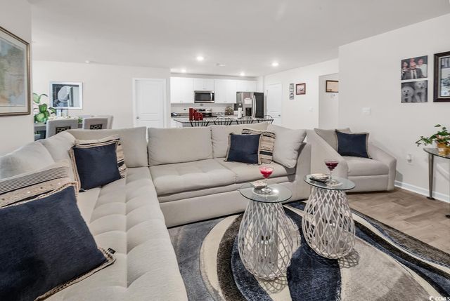 200 Seasons Trace Loop, Longs, SC 29568