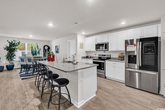 200 Seasons Trace Loop, Longs, SC 29568