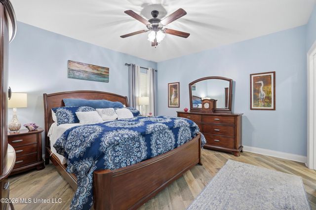 461 Palm Breeze Drive, Ocean Springs, MS 39564