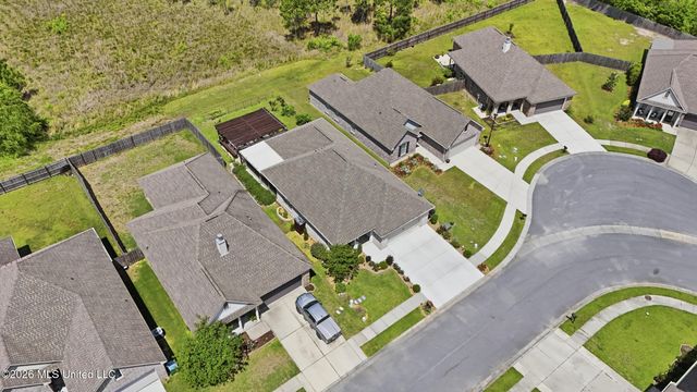 461 Palm Breeze Drive, Ocean Springs, MS 39564