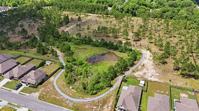 461 Palm Breeze Drive, Ocean Springs, MS 39564