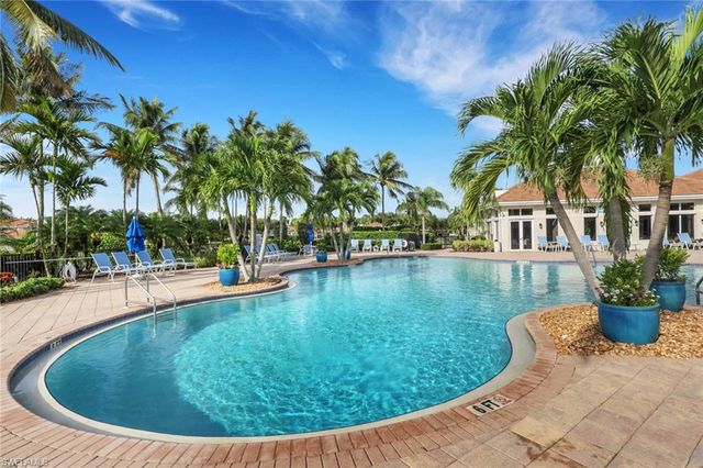 3048 Horizon LN 1103, Naples, FL 34109