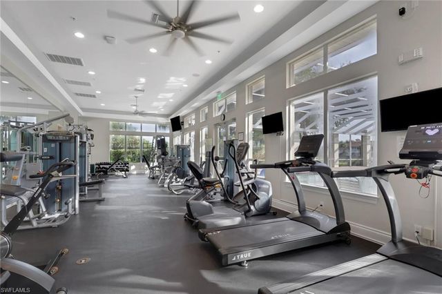3048 Horizon LN 1103, Naples, FL 34109