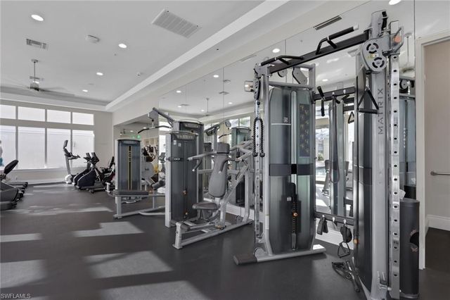 3048 Horizon LN 1103, Naples, FL 34109