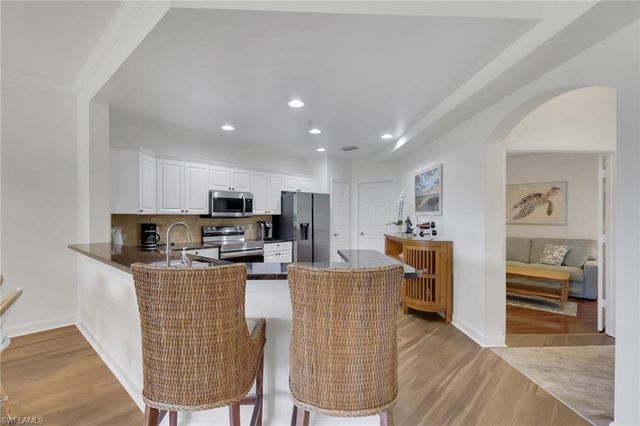 3048 Horizon LN 1103, Naples, FL 34109