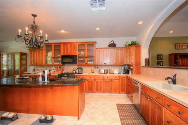 9660 Clubhouse, Desert Hot Springs, CA 92240