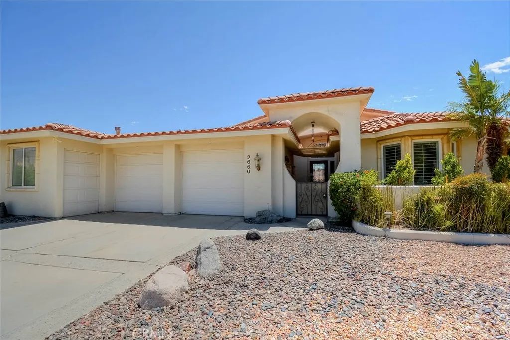 9660 Clubhouse, Desert Hot Springs, CA 92240