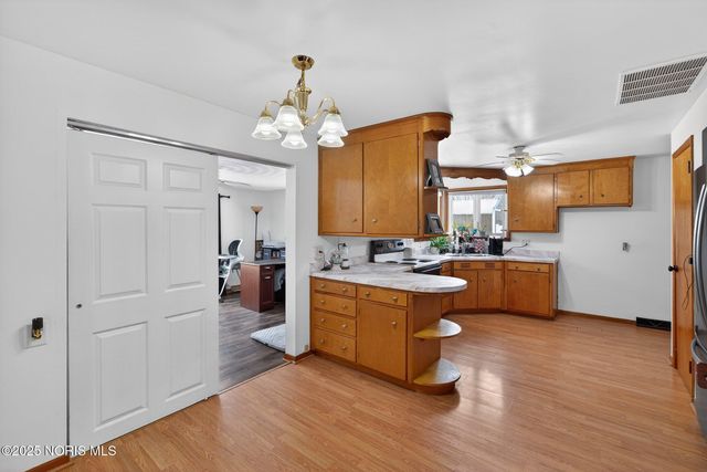 1744 Lora Lane, Defiance, OH 43512