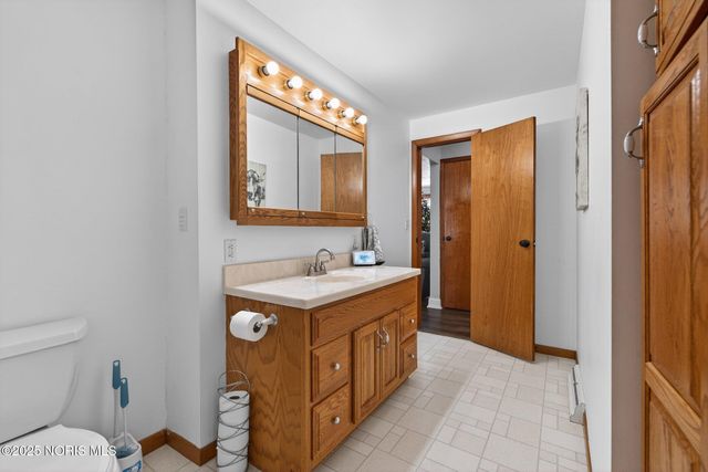 1744 Lora Lane, Defiance, OH 43512