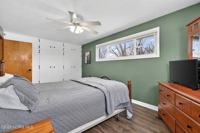 1744 Lora Lane, Defiance, OH 43512