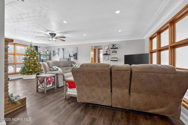 1744 Lora Lane, Defiance, OH 43512