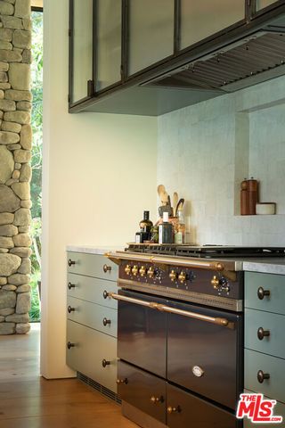 1480 Capri Drive, Pacific Palisades (los Angeles), CA 90272