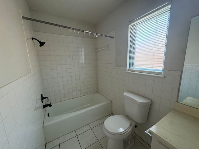 7814 Vernon Avenue, Lubbock, TX 79423