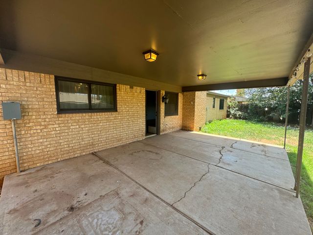 7814 Vernon Avenue, Lubbock, TX 79423