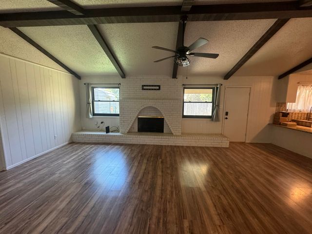 7814 Vernon Avenue, Lubbock, TX 79423