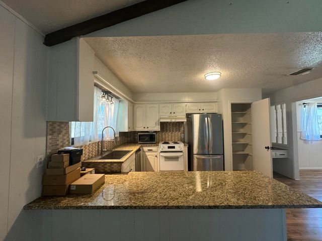7814 Vernon Avenue, Lubbock, TX 79423