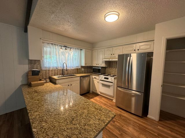 7814 Vernon Avenue, Lubbock, TX 79423