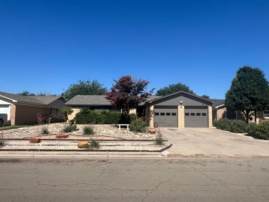 7814 Vernon Avenue, Lubbock, TX 79423