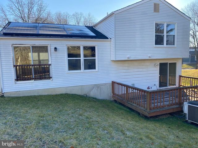 805 AVIS DR, Upper Marlboro, MD 20774