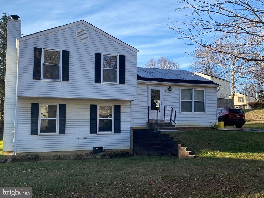 805 AVIS DR, Upper Marlboro, MD 20774