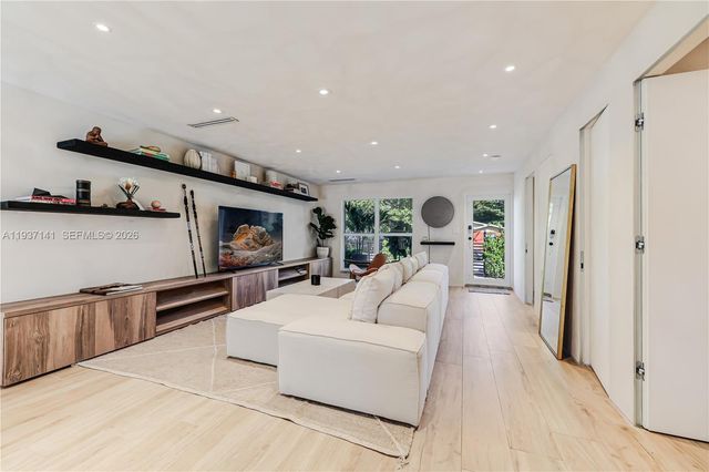 254 NW 43rd Street, Miami, FL 33127