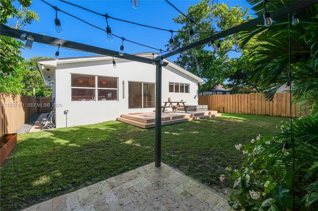 254 NW 43rd Street, Miami, FL 33127