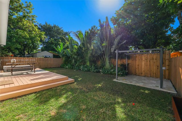 254 NW 43rd Street, Miami, FL 33127