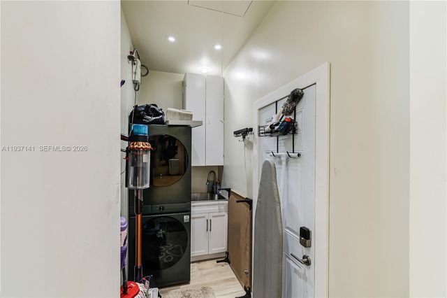 254 NW 43rd Street, Miami, FL 33127