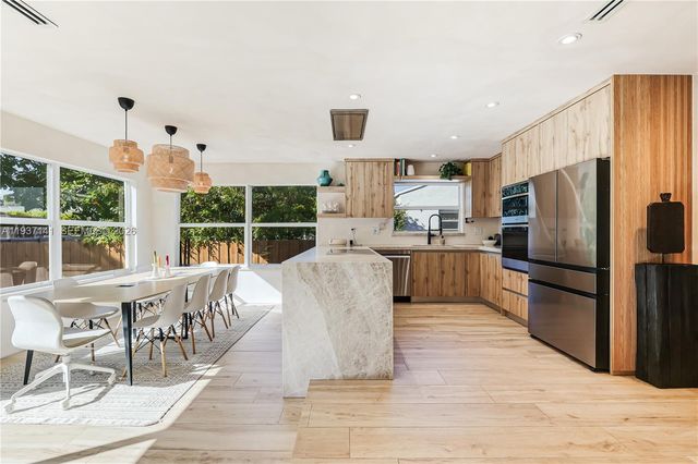 254 NW 43rd Street, Miami, FL 33127