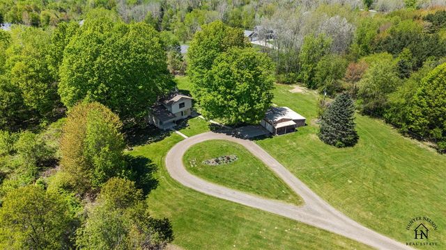 8255 Alpine Avenue, Sparta, MI 49345