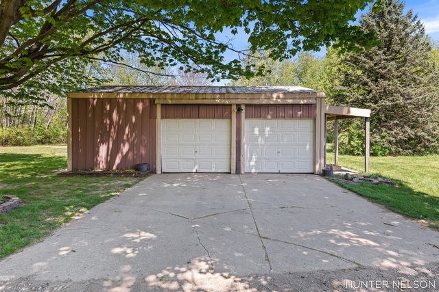 8255 Alpine Avenue, Sparta, MI 49345