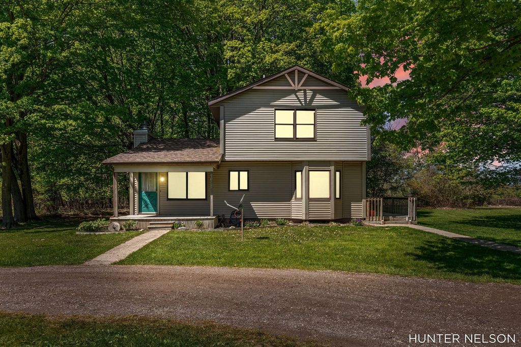 8255 Alpine Avenue, Sparta, MI 49345