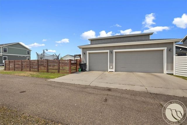 1911 Walter Creek Boulevard, Billings, MT 59101
