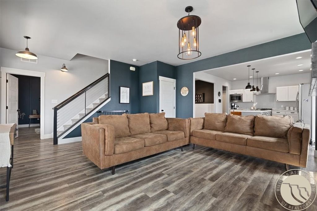 1911 Walter Creek Boulevard, Billings, MT 59101 photo 2