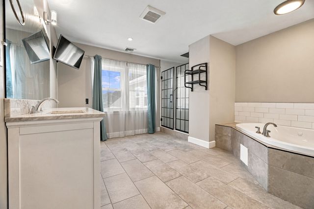 463 Pleasant Street, East Bridgewater, MA 02333