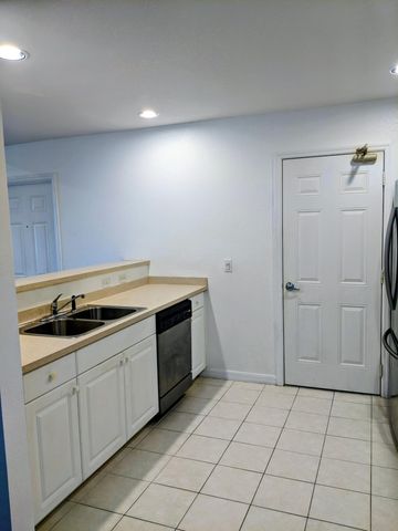 1804 Blue Heron Lane C, Fort Pierce, FL 34982