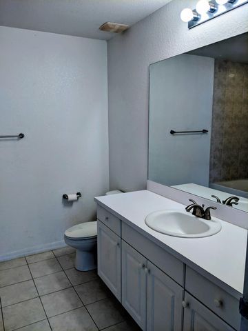 1804 Blue Heron Lane C, Fort Pierce, FL 34982