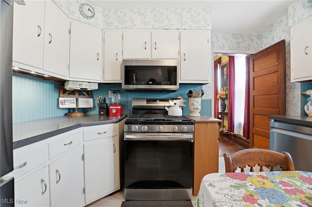 4612 Grand Central Avenue, Vienna, WV 26105