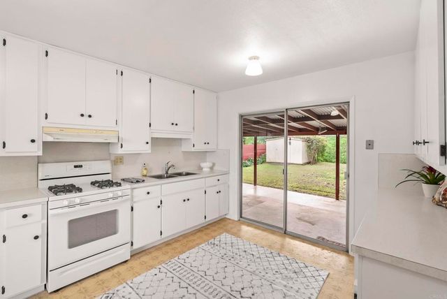 6827 Harvala St, San Diego, CA 92115